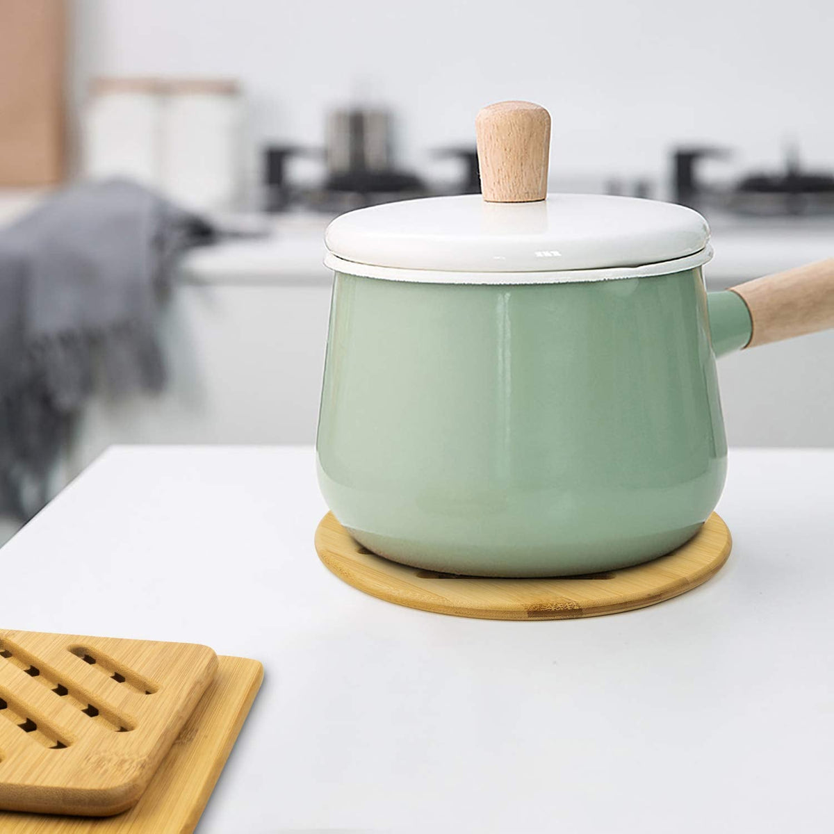 Alfto Hot Pads Trivet,Table Solid Bamboo Wood Trivets for Hot Dishes and Pot with Non-Slip Pads Heat Resistant Pads Teapot Trivet 4pcs(Multi Size,2 Square 2 Round)