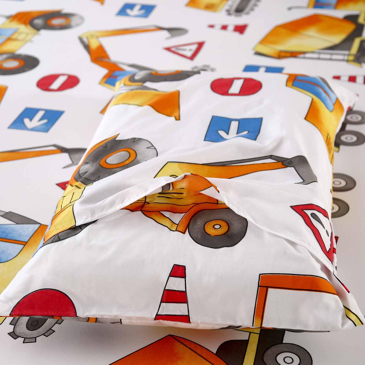 SDY 4 Pieces Tractor Sheets Full,Cozy Construction Sheets for Kids Boys Girls Teens,Car Sheet Set Included 1 FittedSheet with 14'' Deep Pocket + 1 Top FlatSheet + 2 Pillowcases