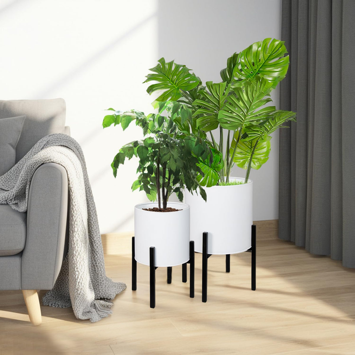 ARNIS Modern Plant Pots, Set of 2 Large Planters with Stand, Decorative Planters, Metal Pots with Drainage Holes for Living Room, Office, Garden or Balcony, 8.25 &10.5 Inch, White