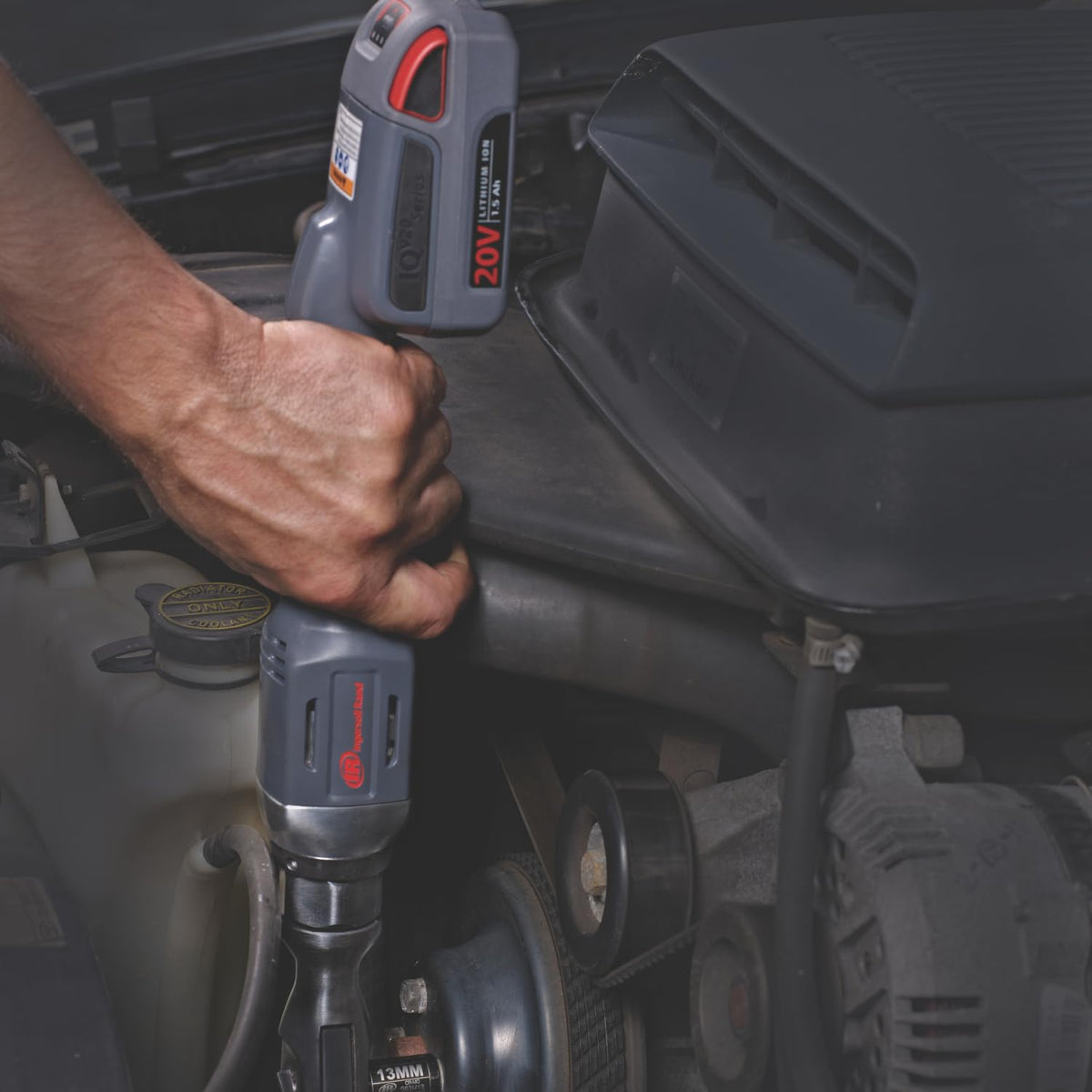 Ingersoll Rand R3130-K22 3/8" 20V Cordless Ratchet Wrench 2 Battery Kit, 54 ft-lb Torque, 225 RPM