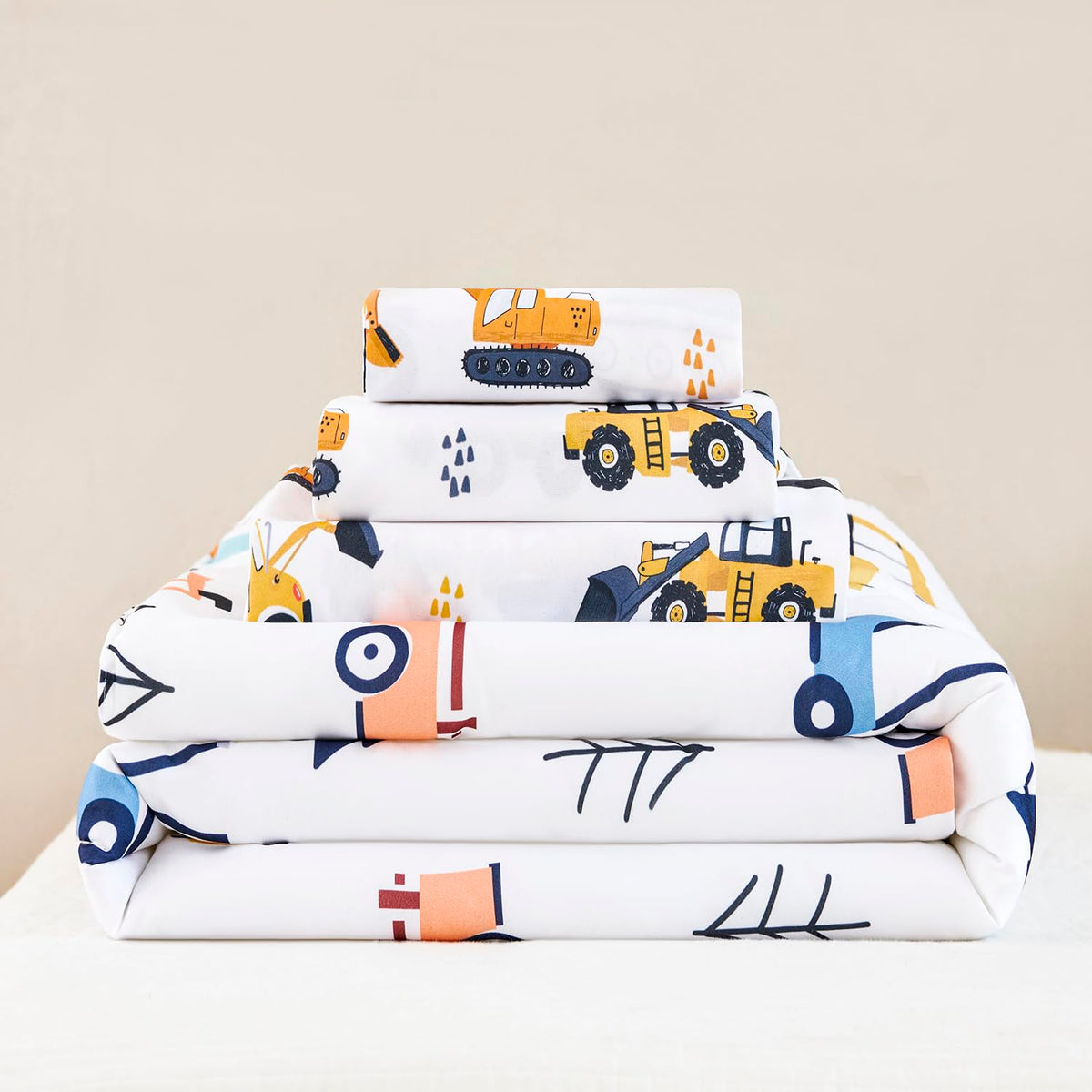URBONUR 4-Piece Toddler Bedding Set for Boys Construction Car Printed Vehicles Toddler Comforter Set with Sheets Lightweight and Soft Perfect for Kids 2-6 Year Old Toddler Bed in a Bag