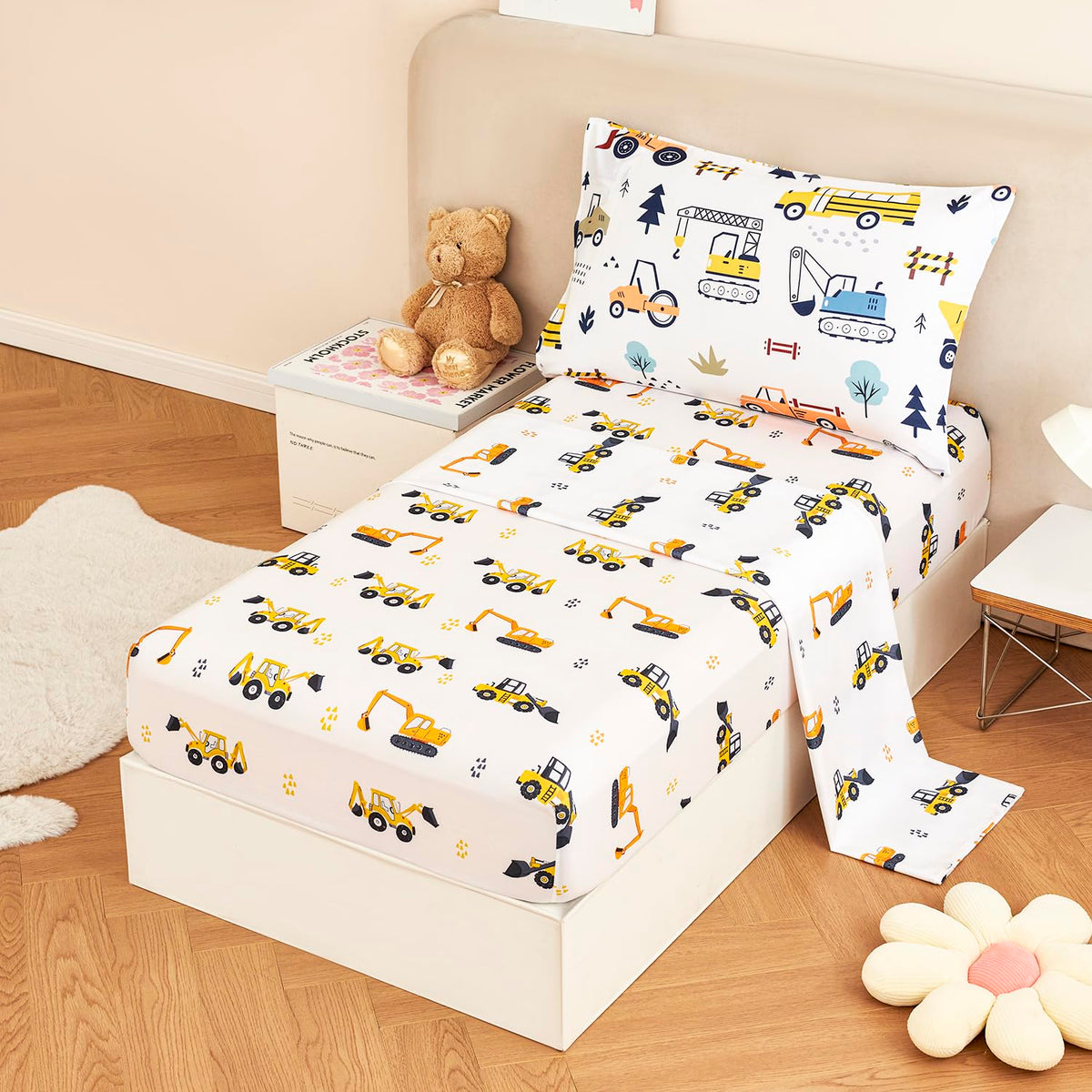 URBONUR 4-Piece Toddler Bedding Set for Boys Construction Car Printed Vehicles Toddler Comforter Set with Sheets Lightweight and Soft Perfect for Kids 2-6 Year Old Toddler Bed in a Bag