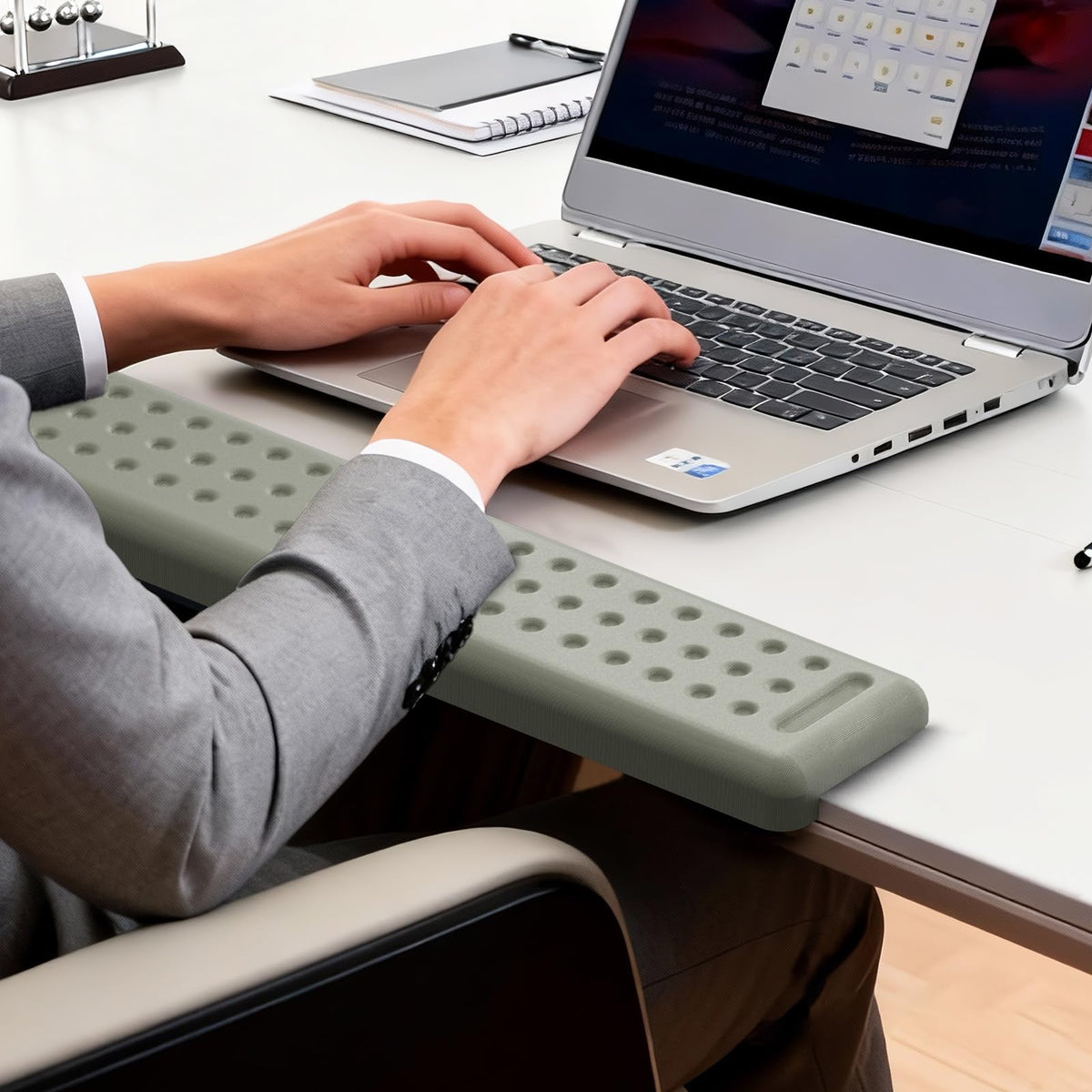 Leolee L-Shaped Desk Long Wrist Rest Elbow 60CM, Grey Memory Foam Arm Rest for Desk with Non-Slip Base, Ergonomic Desk Edge Cushion, Wrist Support for Computer Keyboard, Typing, Office, Home