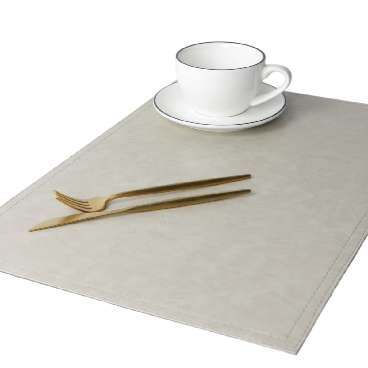 Waterproof PU Placemats, Faux Leather Dining Table Mat, Set of 4, Easy to Wipe Off Scrub Vinyl Mat, Heat & Stain Resistant for Office Conference Table, Home Decor G Parchment White