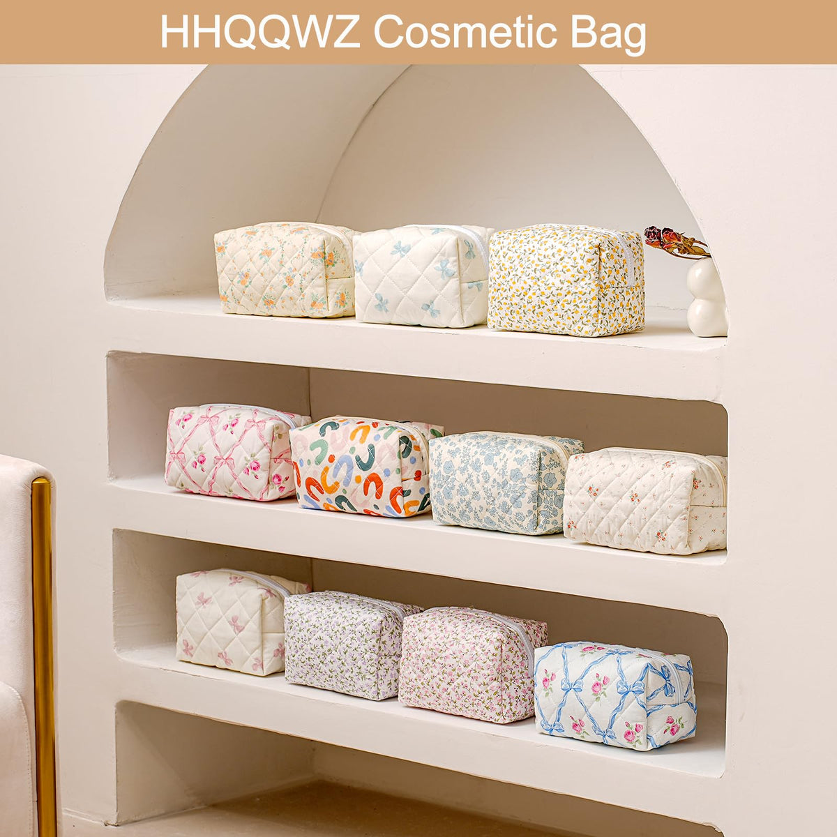 HHQQWZ Makeup Bag Travel Cosmetic Bag for Women Girls, Zipper Make Up Pouch, Floral Flowers Toiletry Organizer Makeup, Portable Storage Cosmetic Travel Cloth Bag (Blue Floral)