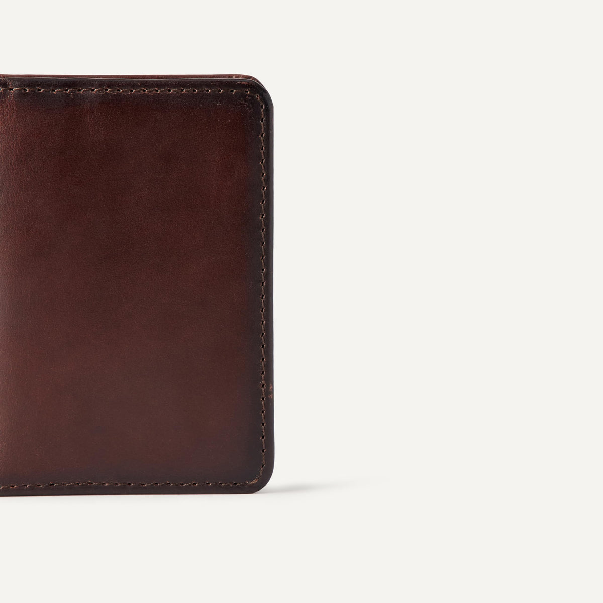 Amazon Essentials Men's Leather Casual Card Case Bifold Wallet, Brown, One Size