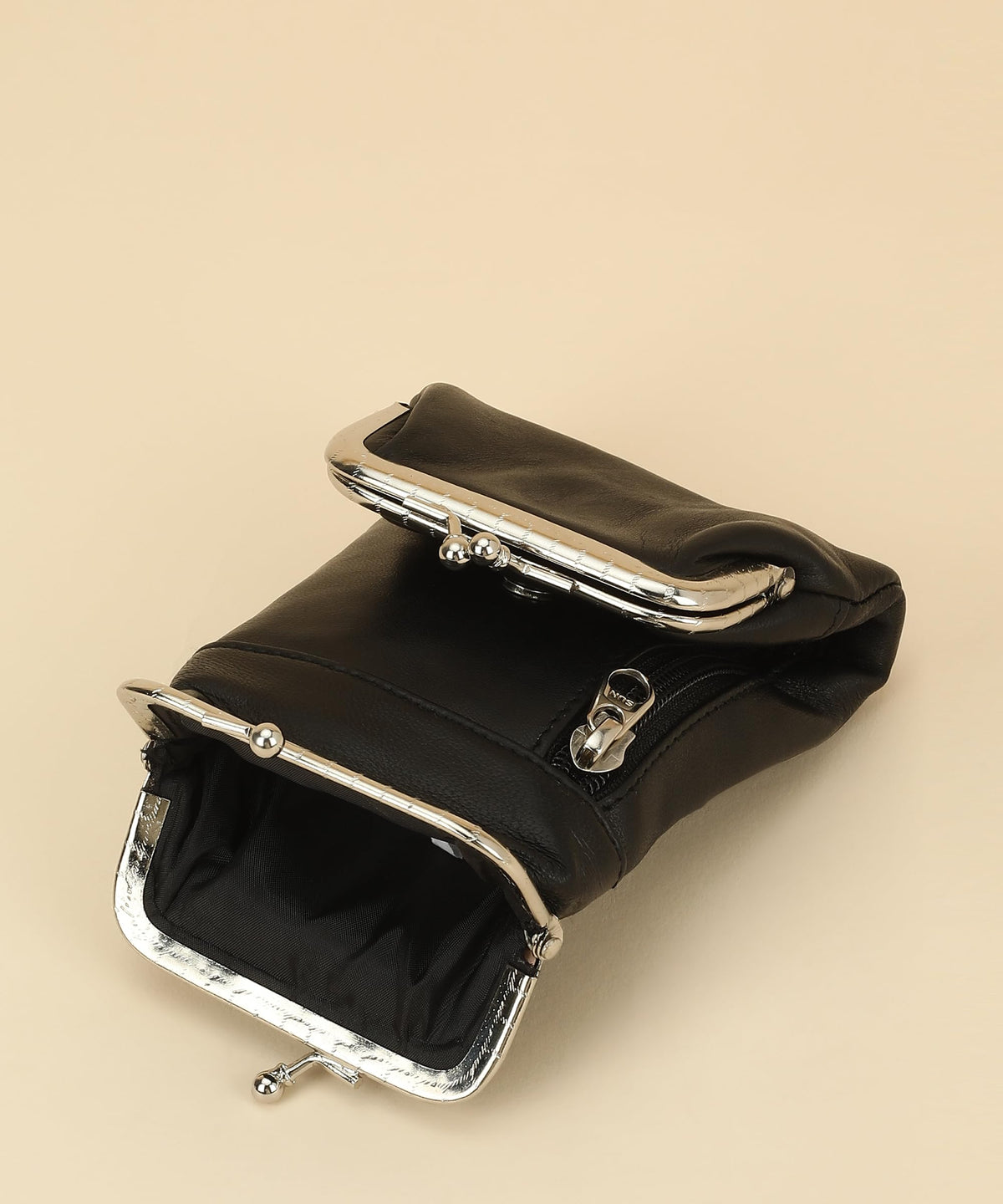 Genuine Leather Cigarette and Lighter Case with Twist Clasp by Leatherboss (Black)
