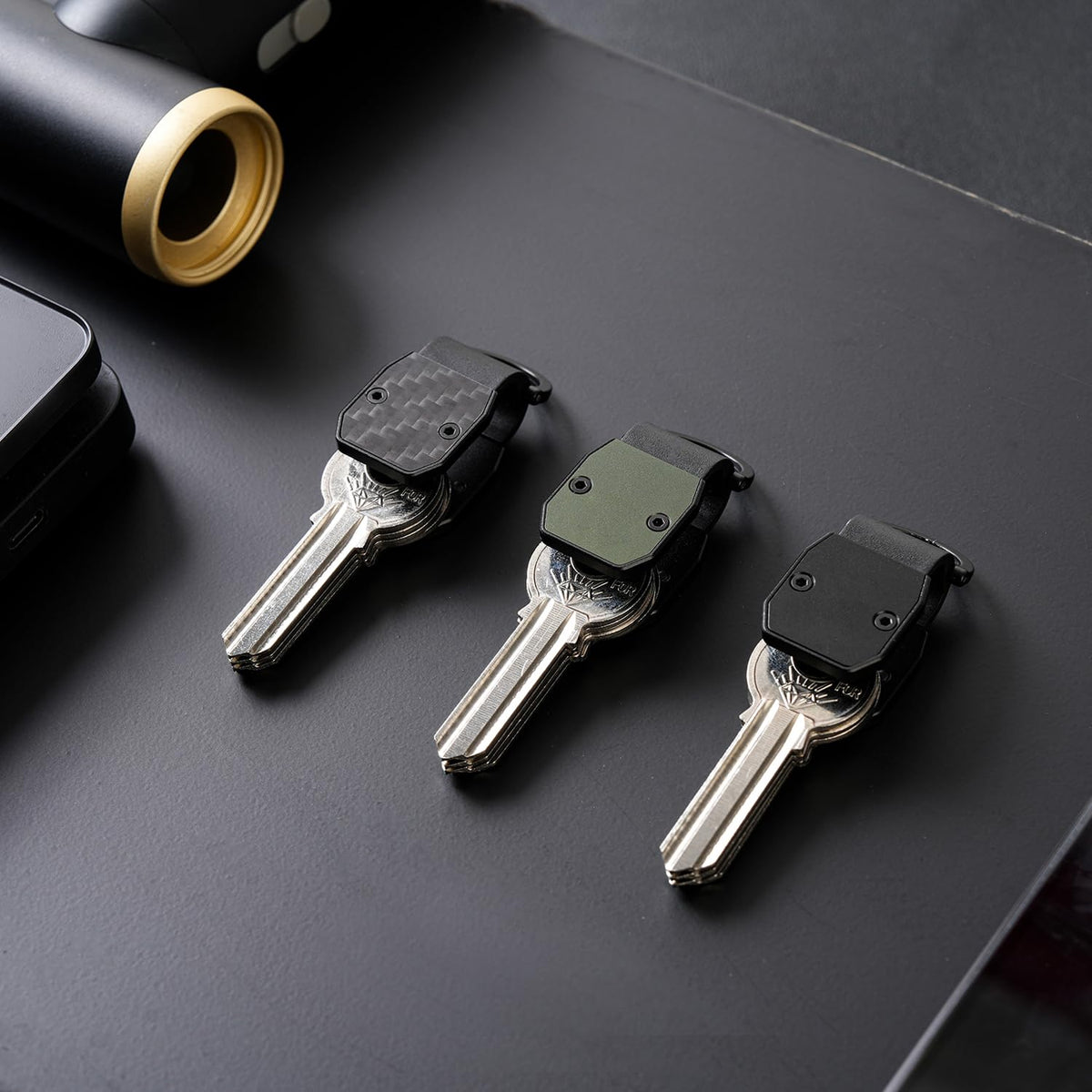 CAXGEK Compact Metallic Mini Key Organizer Keychain - Aluminum Carbon Fiber Key Holder Key Case.
