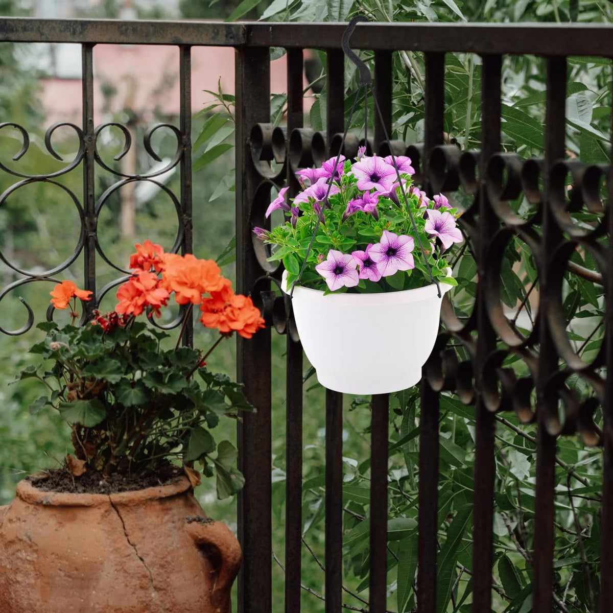 Lurrose 10Pcs Plastic Hanging Basket Hooks Hanging Planter Holder Flower Pot Hangers for Outside and Indoor Small Flower Pots, Black