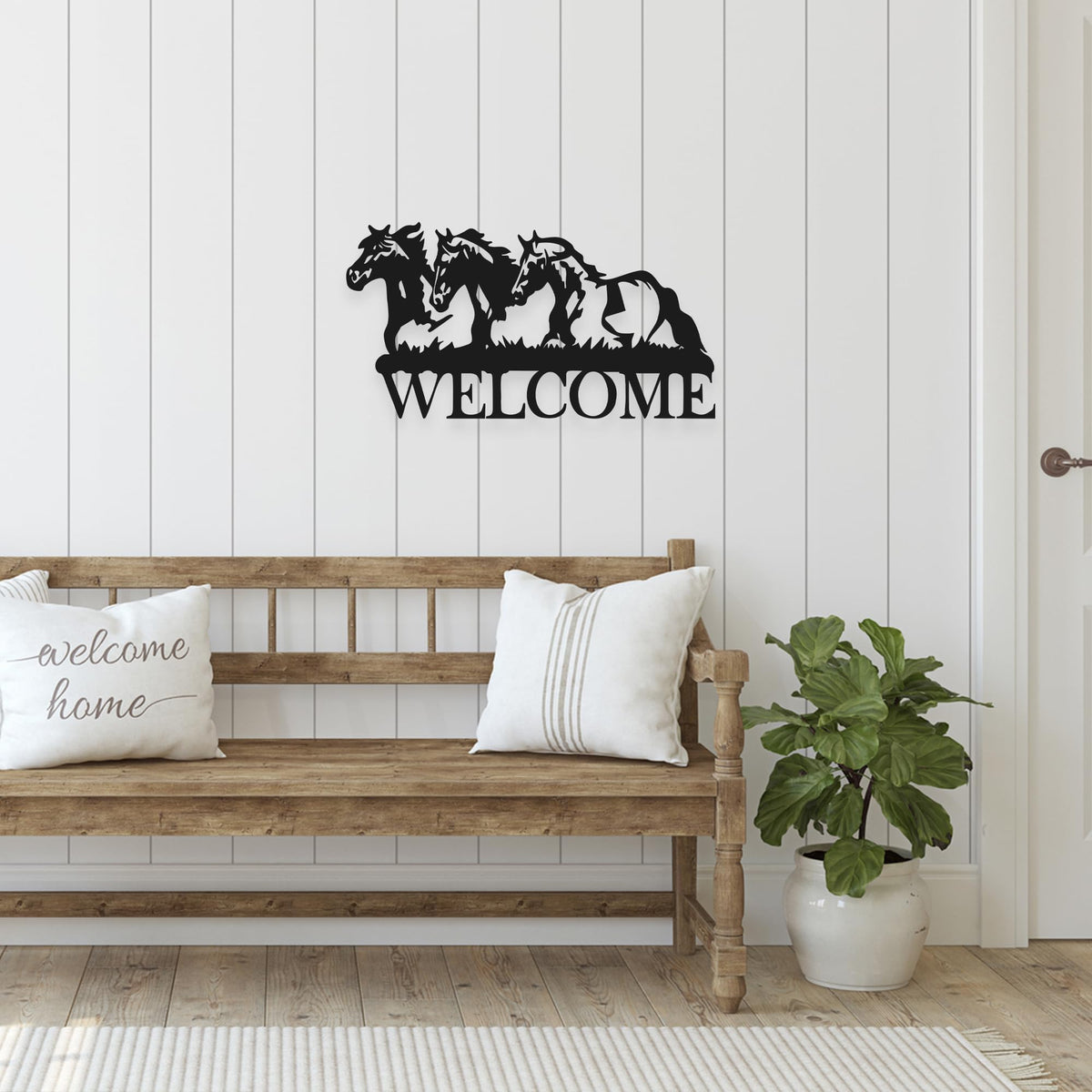 Horse Wall Art Door Welcome Sign With 3 Running Horses, Rustproof Metal Horse Decor for Outside, Christmas Thanksgiving Halloween (14.2x7.5 inch)