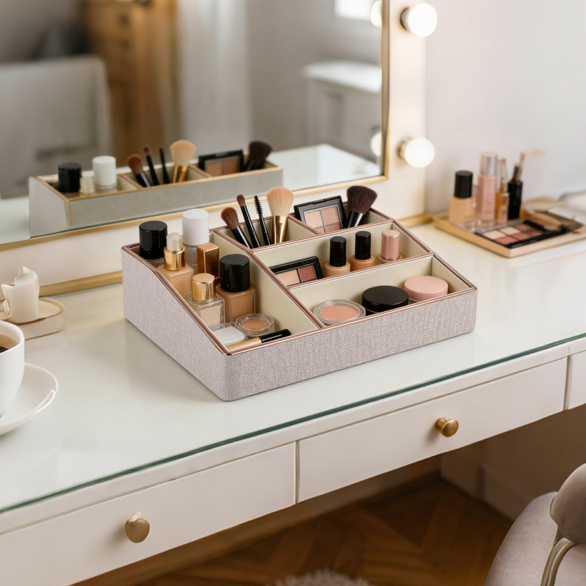 PU Leather Makeup Organizer Tray,Large Vanity Organizer,Cosmetic Storage Box for Lipstick Brushes Skincare Perfume,Cosmetic Display Case Rose Gold-trimmed for Dresser,Bathroom Countertop(Beige)