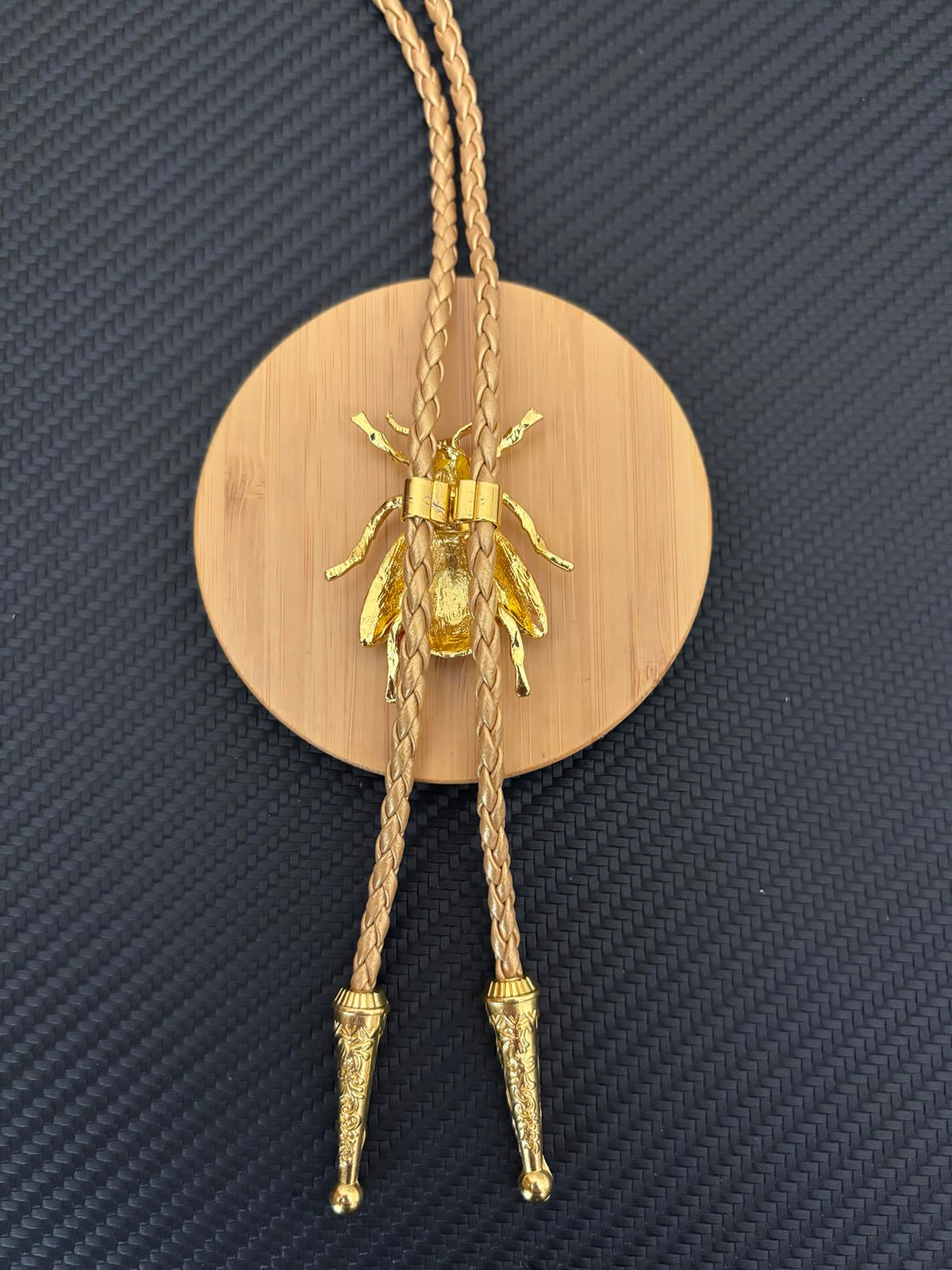 GelConnie Gold Bolo Tie 3D Bee Western Ties for Men Bolo Handmade Bumblebee Bolo Tie Western Cowboy Leather Necktie Adjustable