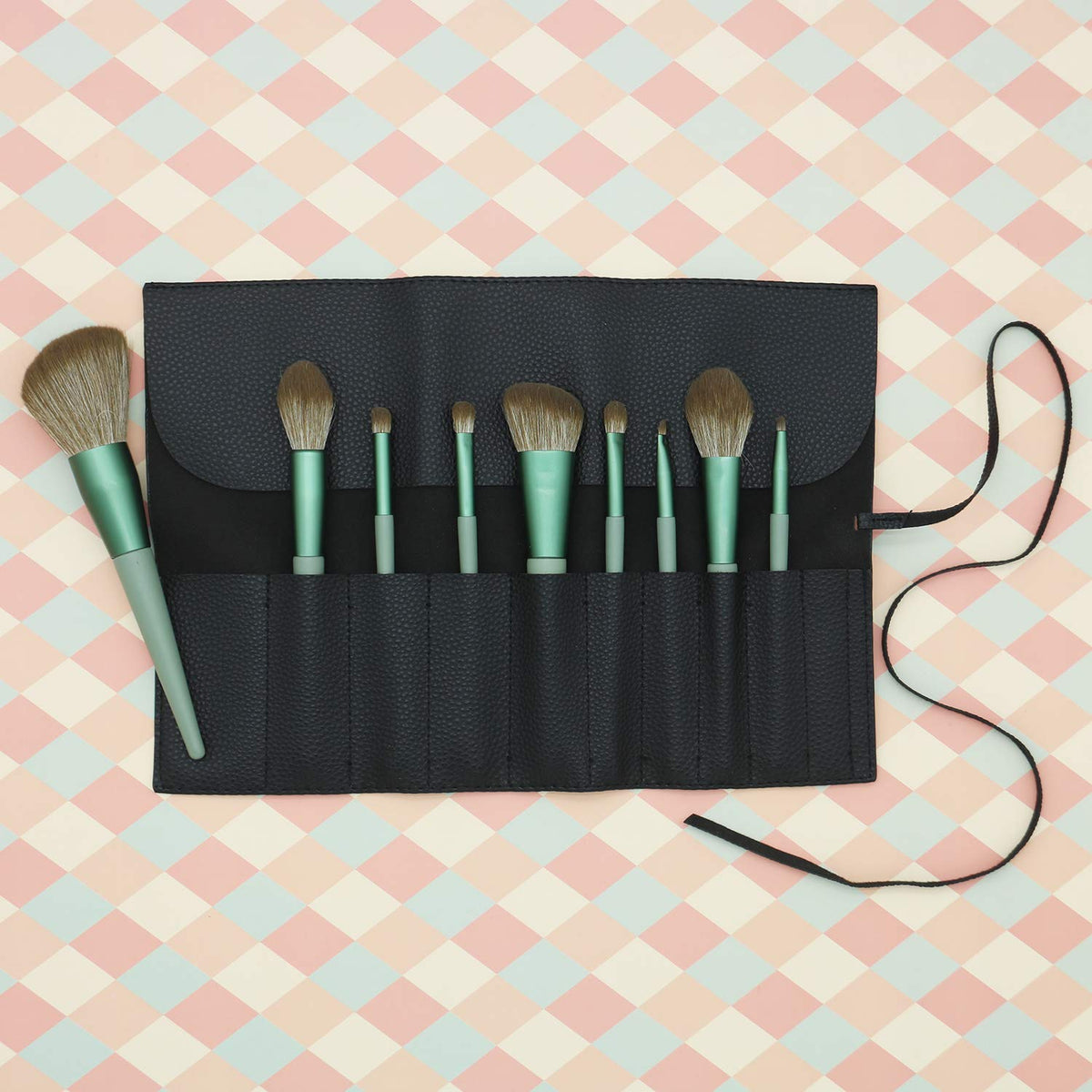 Bird&Fish Makeup Brush Case Travel, makeup brush bag，makeup brush silicone case roll up bag,Rolling Bag Storage Case PU Leather,Holder Organizer Brushes Pouch Cosmetic Bag for Travel(Black)