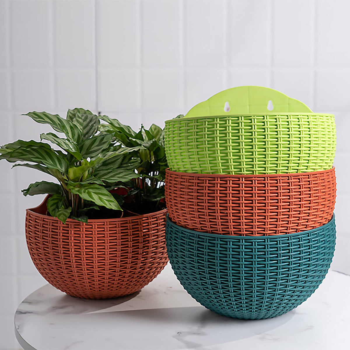 Hanging Planter Pot, Wall and Railing Hanging Planters with S Hooks, Half Round Imitation Rattan European Style Wall Flowerpot Rustic Decorative Flower Basket for Home Balcony(#2pcs 26 * 20.5cm Grey)