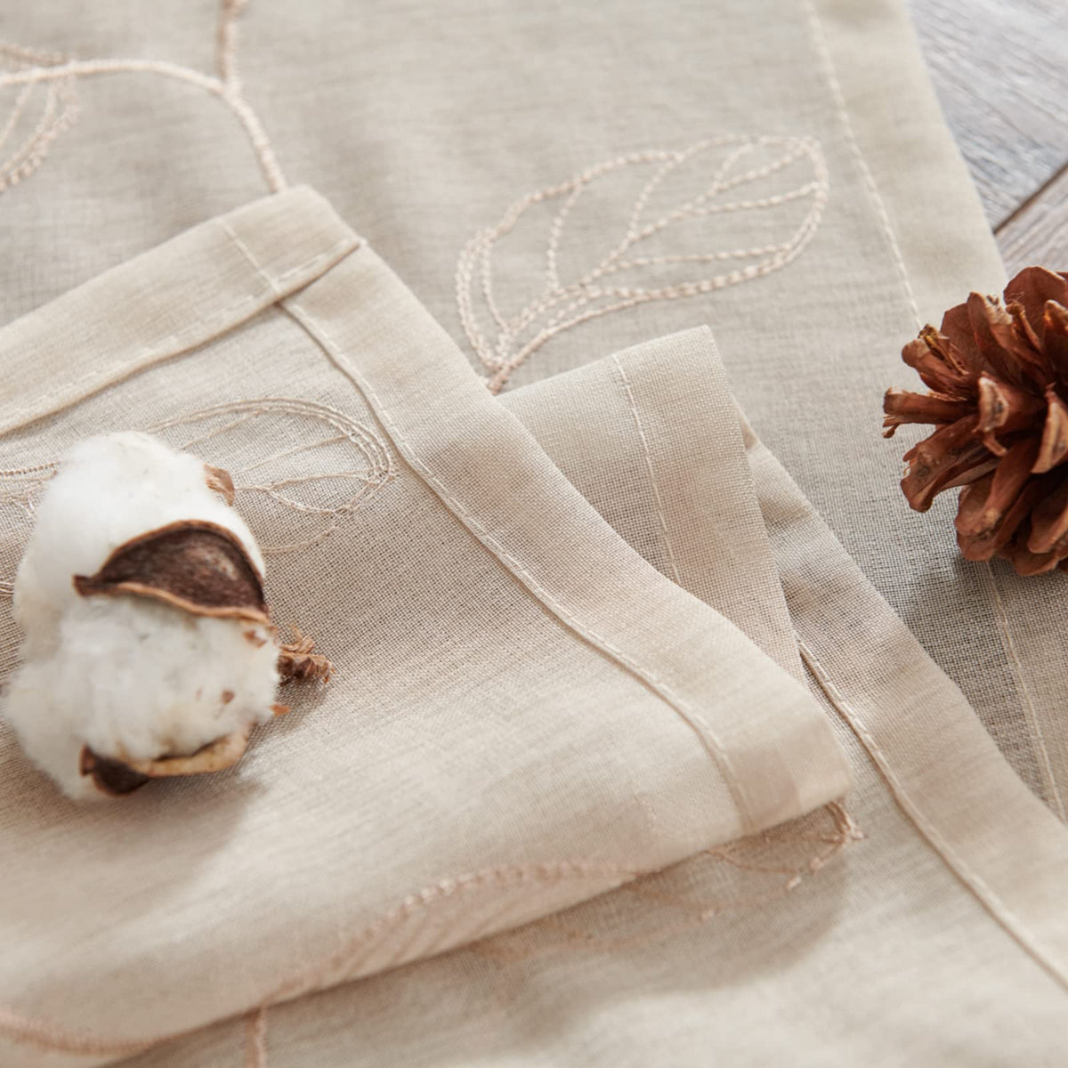 Topick Beige Sheer Leaf Curtain Kitchen Valance for Windows Leaf Embroidered Voile Small Curtain Valance Semi Sheer Farmhouse Curtain 16 Inch Rod Pocket 1 Panel Beige