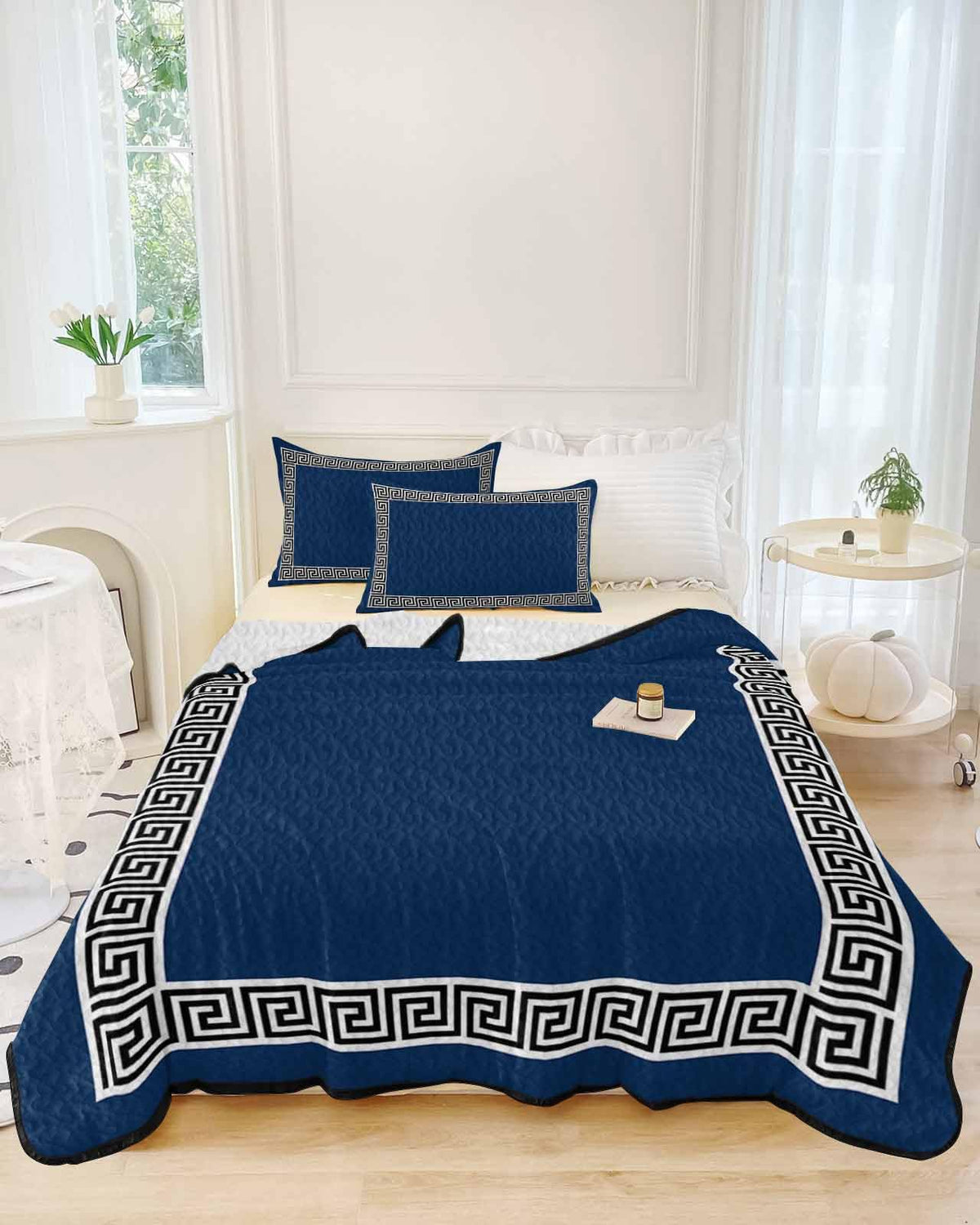 Quilt Sets King Size Geometric Greek Key Design Comforter Set Lightweight Soft Bedspread Coverlet Navy Blue Quilted Bedding Set with 2 Pillowcases Thin Comforter Bed Cover for All Season 98x106