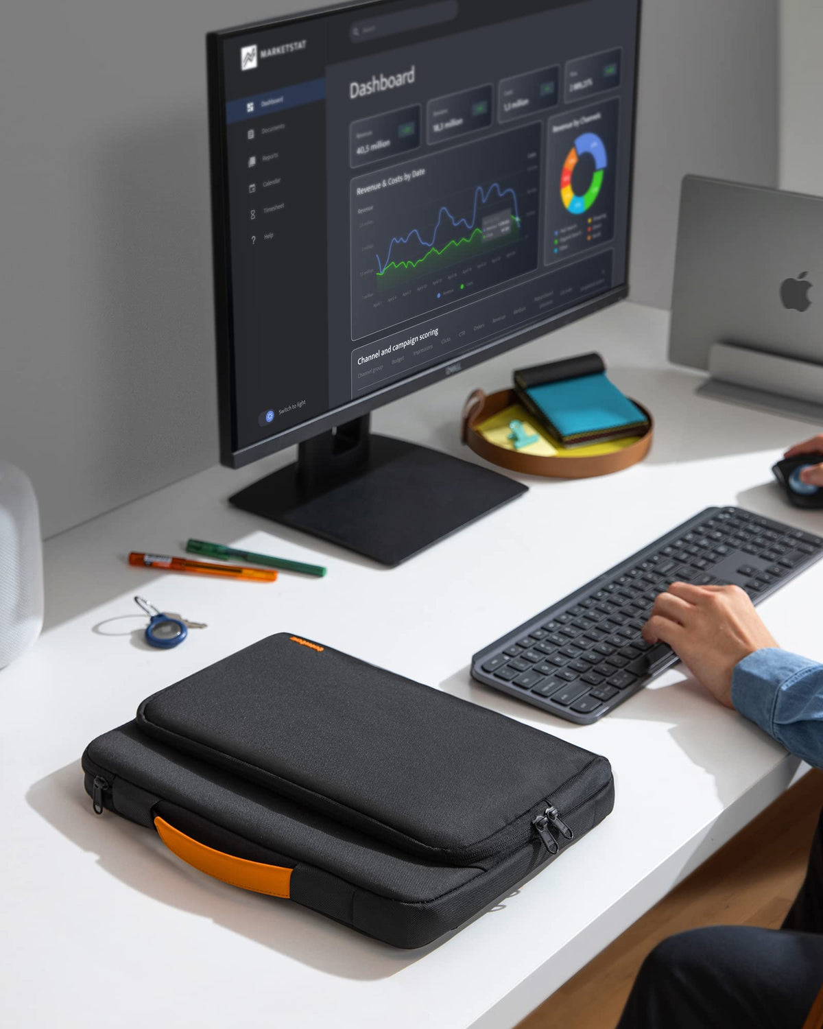 tomtoc 360 Protective Laptop Carrying Case Compatible with 14-inch MacBook Pro M5 Pro/Max (2026) A3426 A3427, M4/M3/M2/M1 Pro/Max, 12.9-13 Inch iPad Pro/Air, Water-Resistant Accessory Sleeve Bag