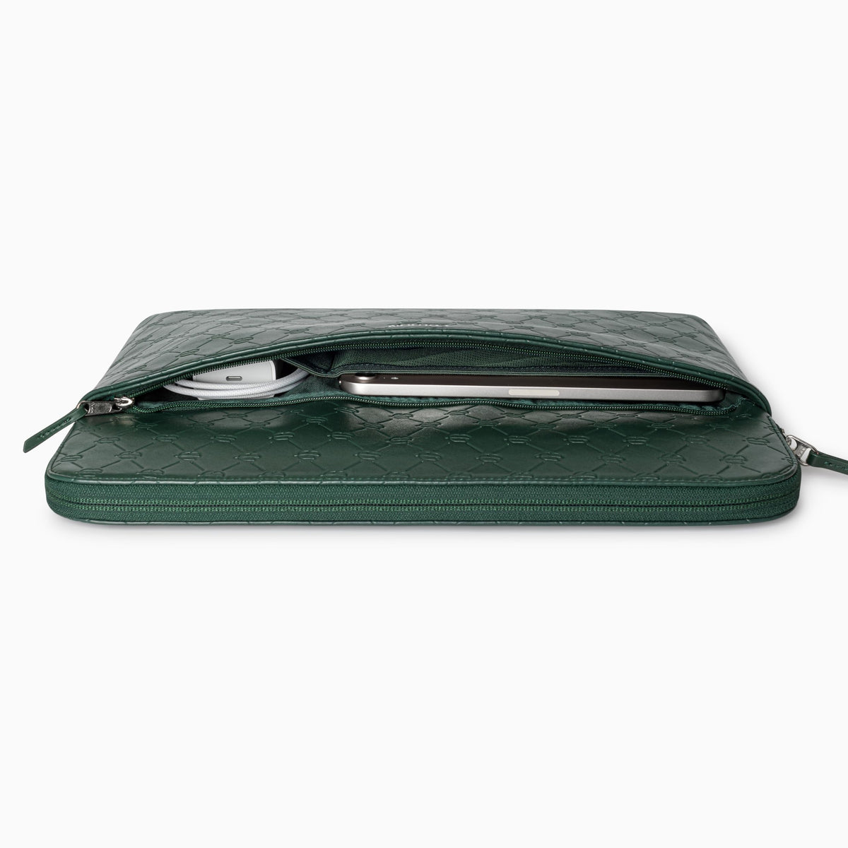 Comfyable x Edition Faux Leather Laptop Sleeve 13 14 Inch, Compatible with 13" MacBook Air M5 & 14" MacBook Pro M5 Pro/Max 2026, Mac Travel Case with a Front Zip Pocket for Men Women, Midnight Green