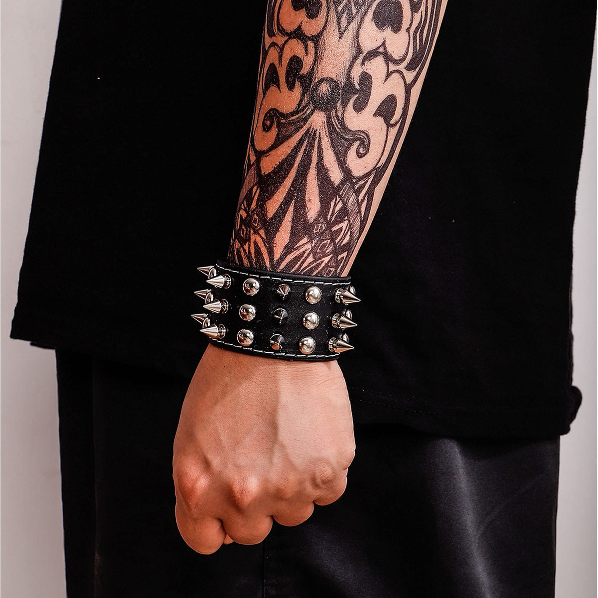 MILAKOO 2 Pcs Black Wristband Cuff Belt Bracelet Bangle Leather Rope Black Punk Rock Bracelet 6-8"