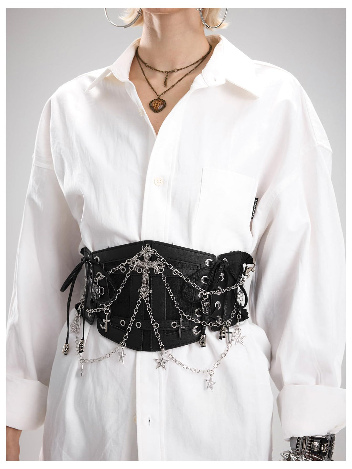 WDIRARA Women's Faux Leather Corset Belt Chain Goth Punk Cross Lace Up Side Elastic Waist Corset Black Medium