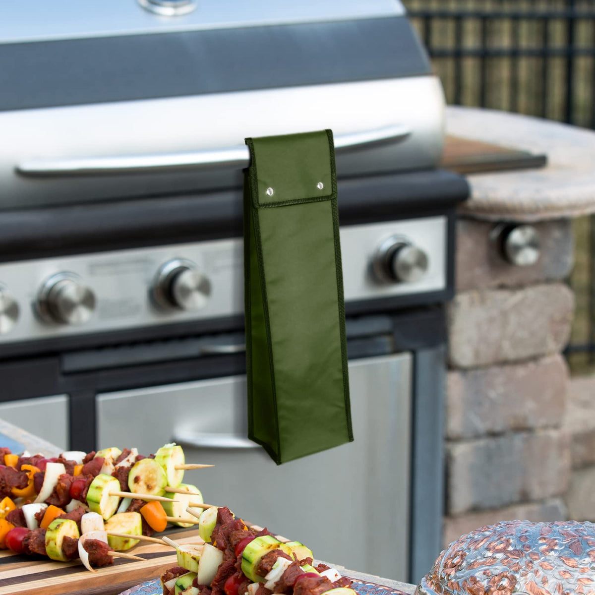 Amylove 1 pcs Grill Utensil Storage Bag BBQ Tool Storage Bags Barbecue Hardware Tool BBQ Utensil Holder Pouch Oxford Cloth Accessory Foldable for Camping Hiking (Amy Green)