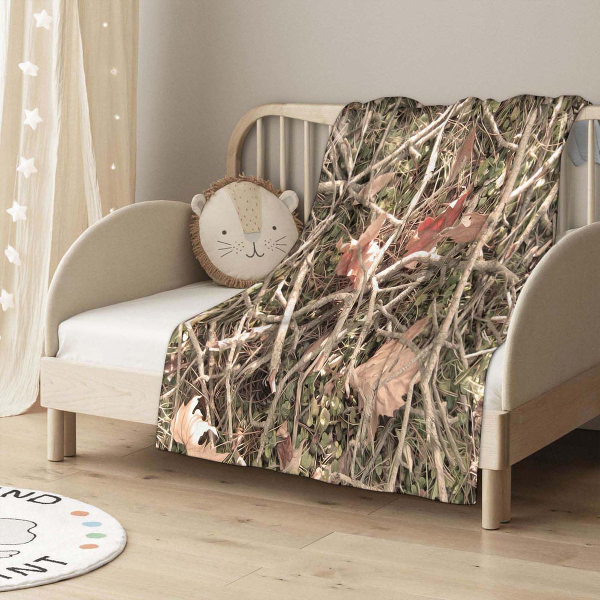Throw Blanket 60x80 Inch,Camouflage Camo Forest Cozy Soft Lightweight Fuzzy Flannel Blanket 80x60 Inch Suitable for Couch Bed Sofa Living Room in All Seasons