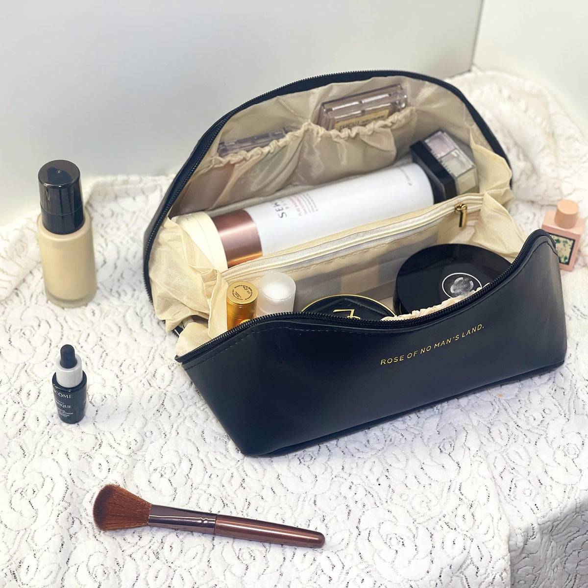 Meruya Travel Makeup Bag with 2 Mini Bags, Open Flat Makeup Bag, Large Capacity Cosmetic Bag with Divider, PU Leather Toiletry Bag for Women Waterproof, Make up Organizer with Handle, Portable Pouch