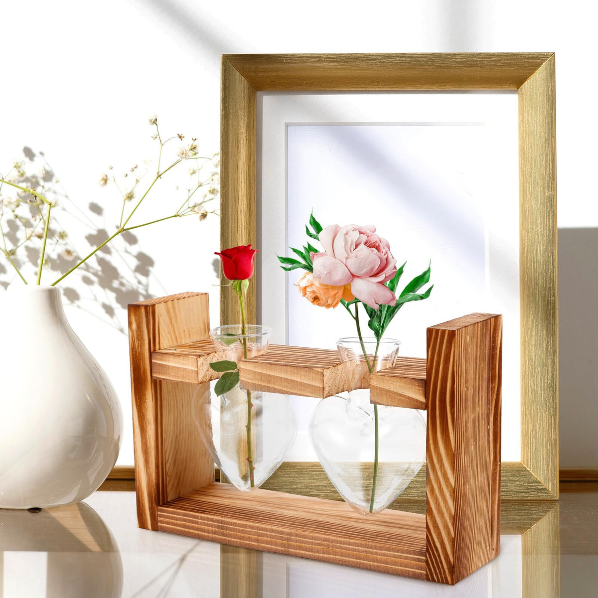 CORHAD Heart-Shaped Glass Hydroponic Vase with Wooden Frame Stand, Desktop Terrarium Planter for Indoor Plants, Tabletop Flower Pot for Home and Office Décor, 2pcs Set