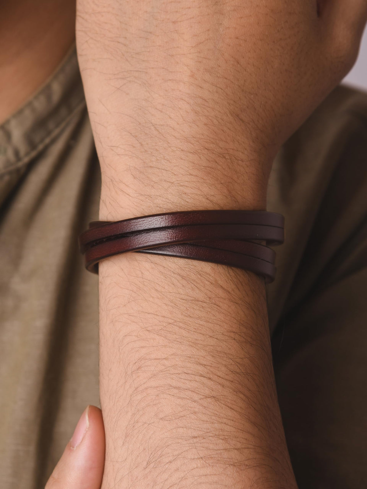 HAQUIL Artisanal Multi-Wrap Brown Leather Bracelet with Vintage Metal Accents for Men