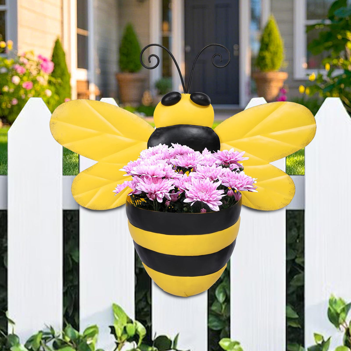 Chonsun Metal Wall Planter Bee Wall Mounted Planters Small Flower Pot with Drainage for Indoor Outdoor Farmhouse Hanging Planter Succulent Plant Container Vertical Garden Yard Decor