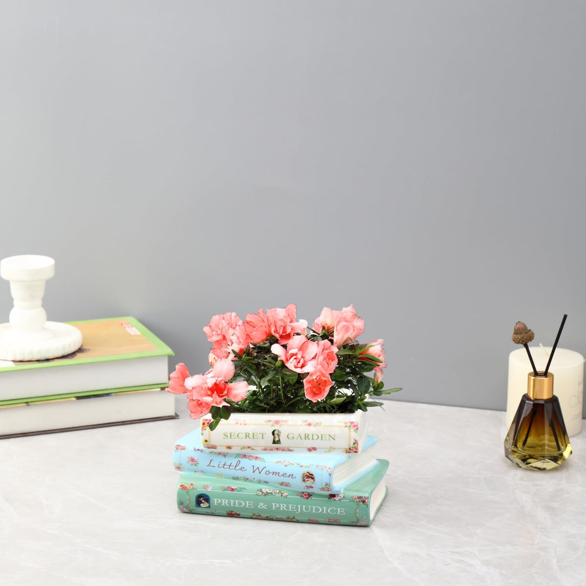 Garsheon Book Planter, Ceramic Planters with Drainage Hole, Ceramic Book Vase for Flowers, Cute Plant Pot for Book Shelf Decor, Book Shaped Vase for Book Lovers Gifts, Book Lovers Women
