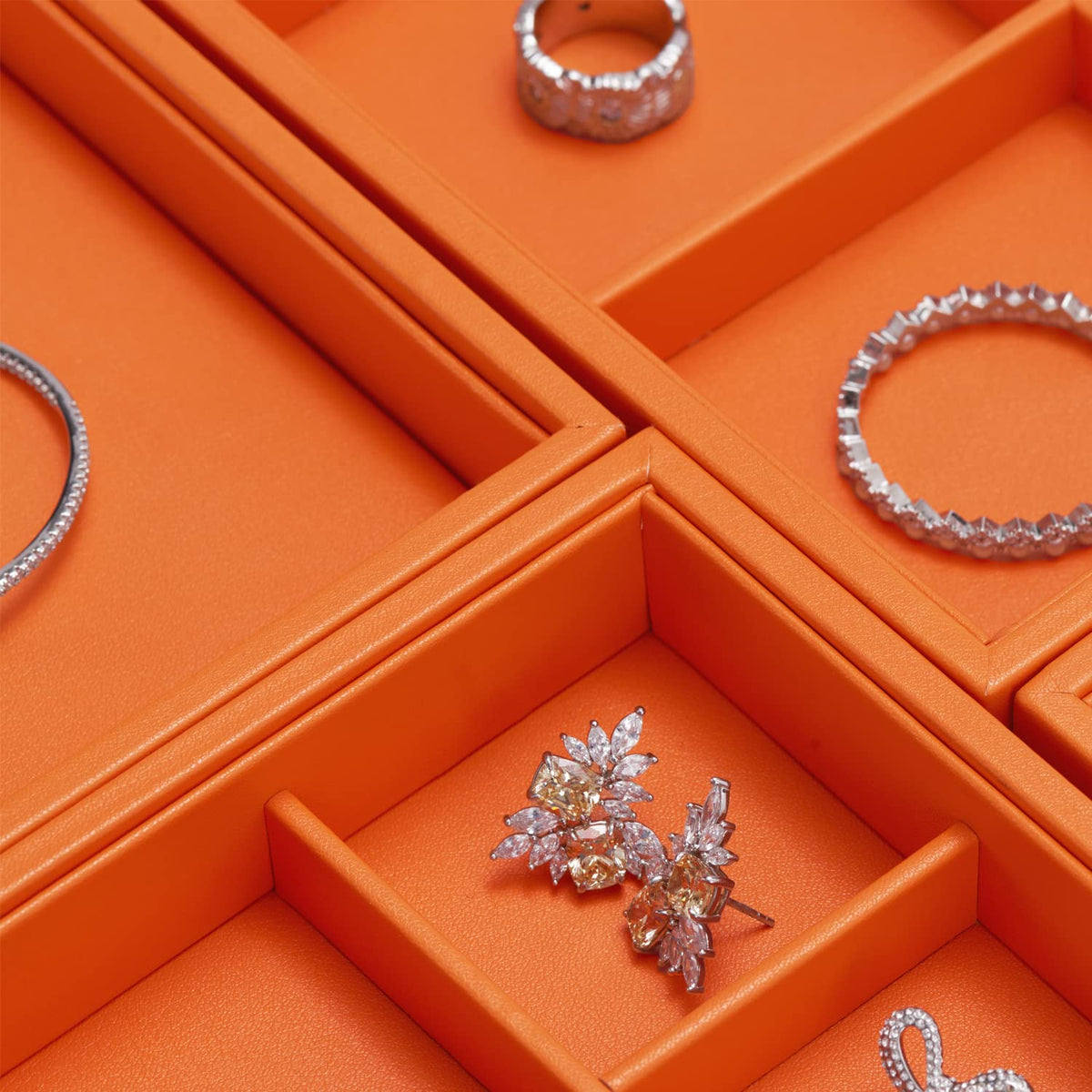 Oirlv Luxury Orange Leather Jewelry Tray Stackable Flat Jewelry Drawer Organizer Earrings Rings Bracelets Storage
