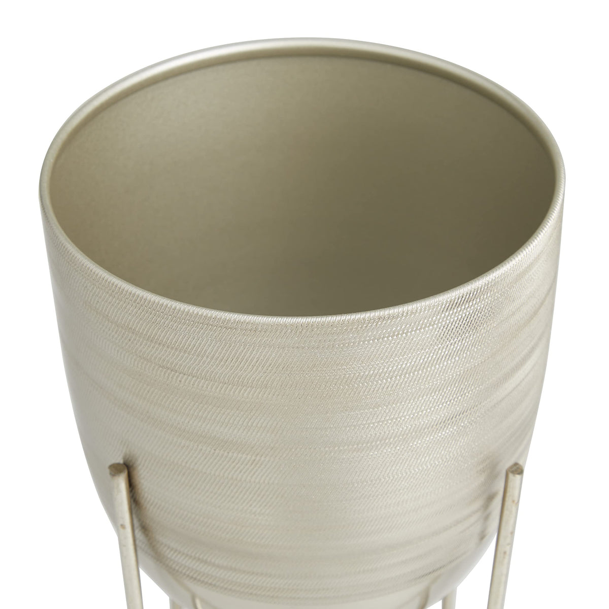 Deco 79 Metal Indoor Outdoor Planter Small Planter Pot with Removable Stand, Set of 2 Planters 6", 5"W, Silver