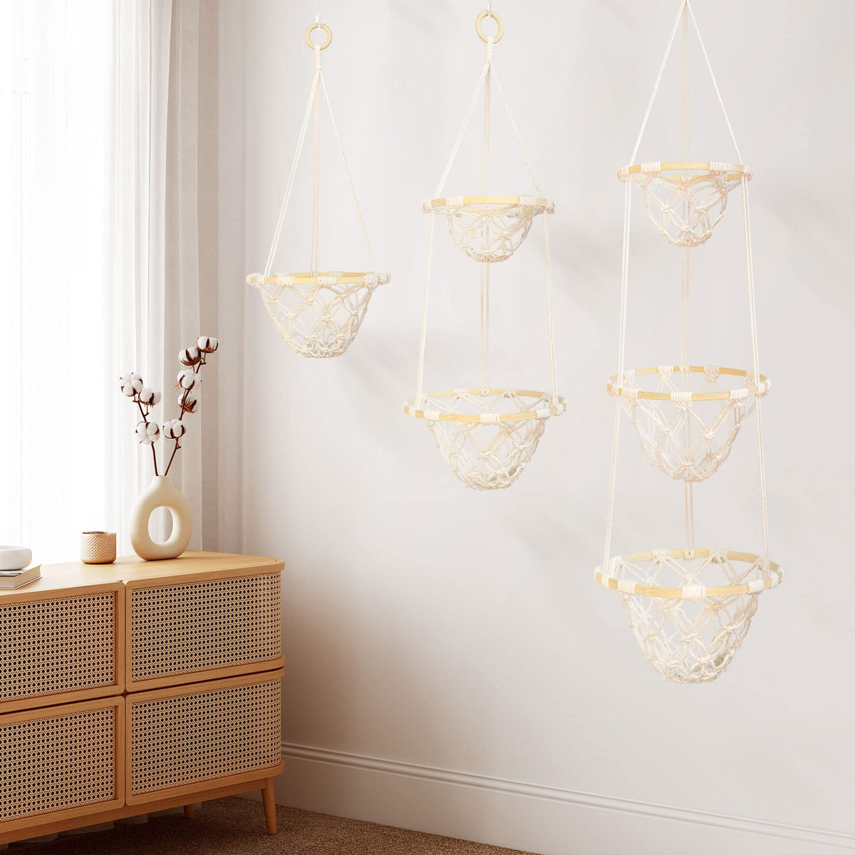 Single Tier Macrame Hanging Fruit Basket, Boho Vegetable Holder for Kitchen Food Storage with Hook, Bohemian Cotton Produce Organizer, Plant Hanger Decor for Home Bathroom Bedroom Women Christmas Gift