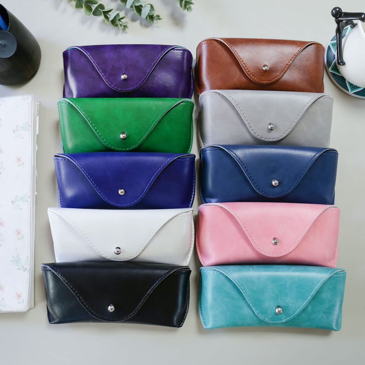 LogHog Portable Leather Glasses Case,Durable Soft Sunglasses Pouch Slim Case for Women Men Horizontal Eyeglass Case