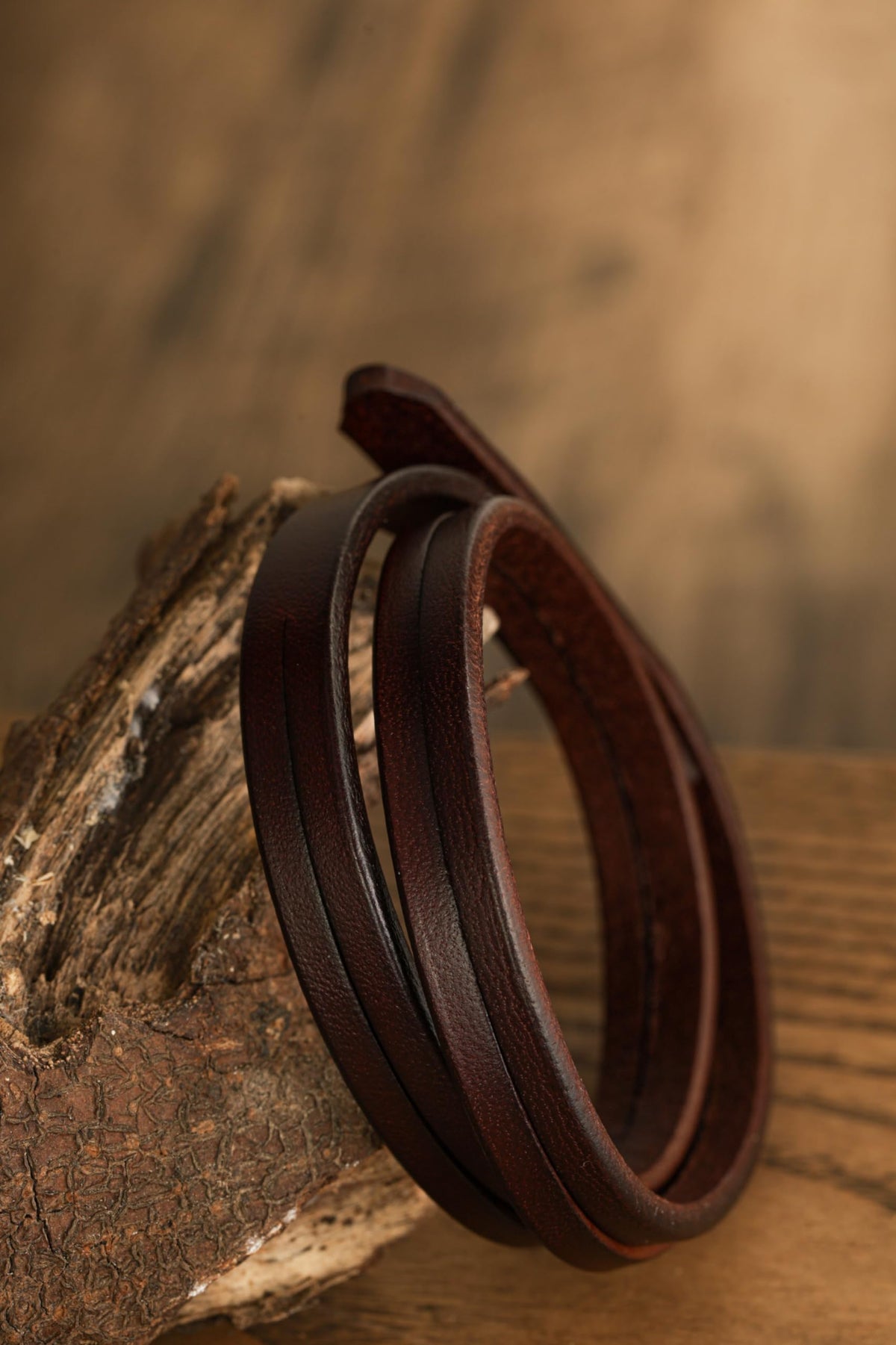 HAQUIL Artisanal Multi-Wrap Brown Leather Bracelet with Vintage Metal Accents for Men