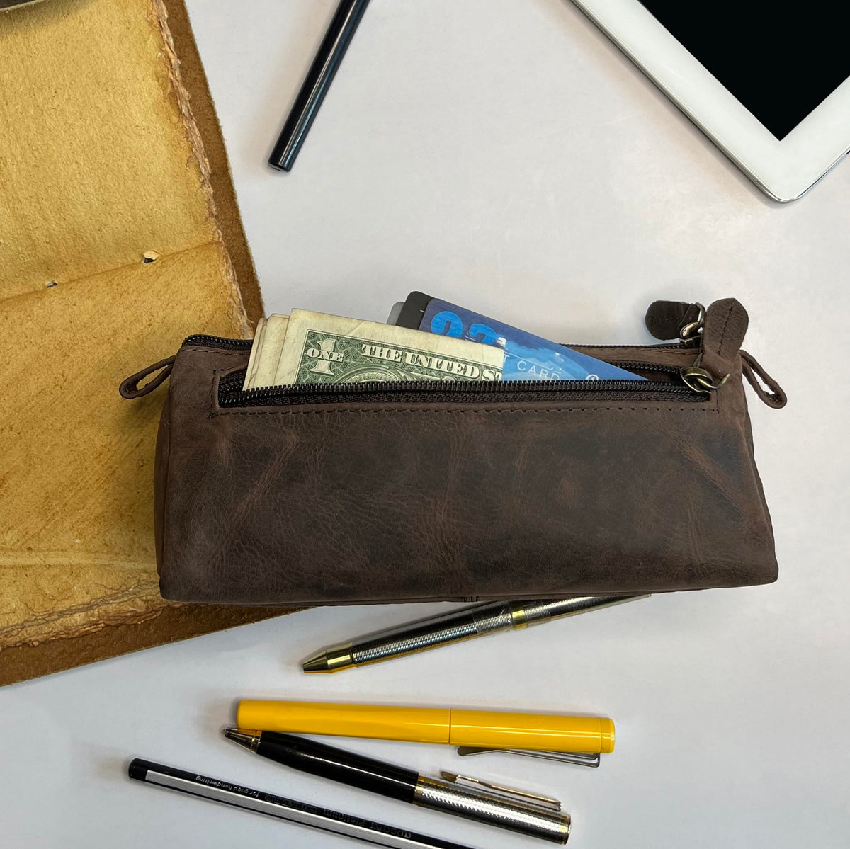 RUSTIC TOWN Leather Pencil Case - Handcrafted Zippered Stationery Bag, Marker Pen Pouch for Work & Office - Multi-Purpose Travel Organizer for Men & Women