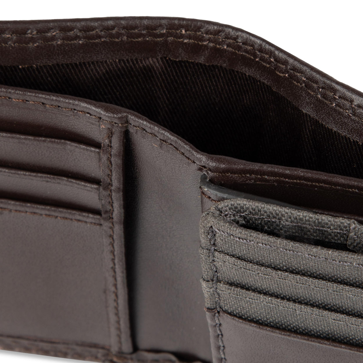 Dickies Men's RFID Everyday Leather Bifold Chain Wallet, Brown, One Size
