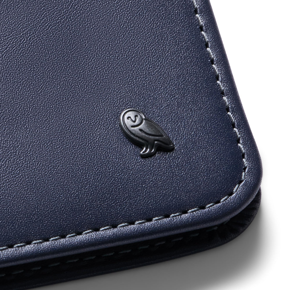 Bellroy Hide & Seek, slim leather wallet, RFID editions available (Max. 12 cards and cash) - Navy