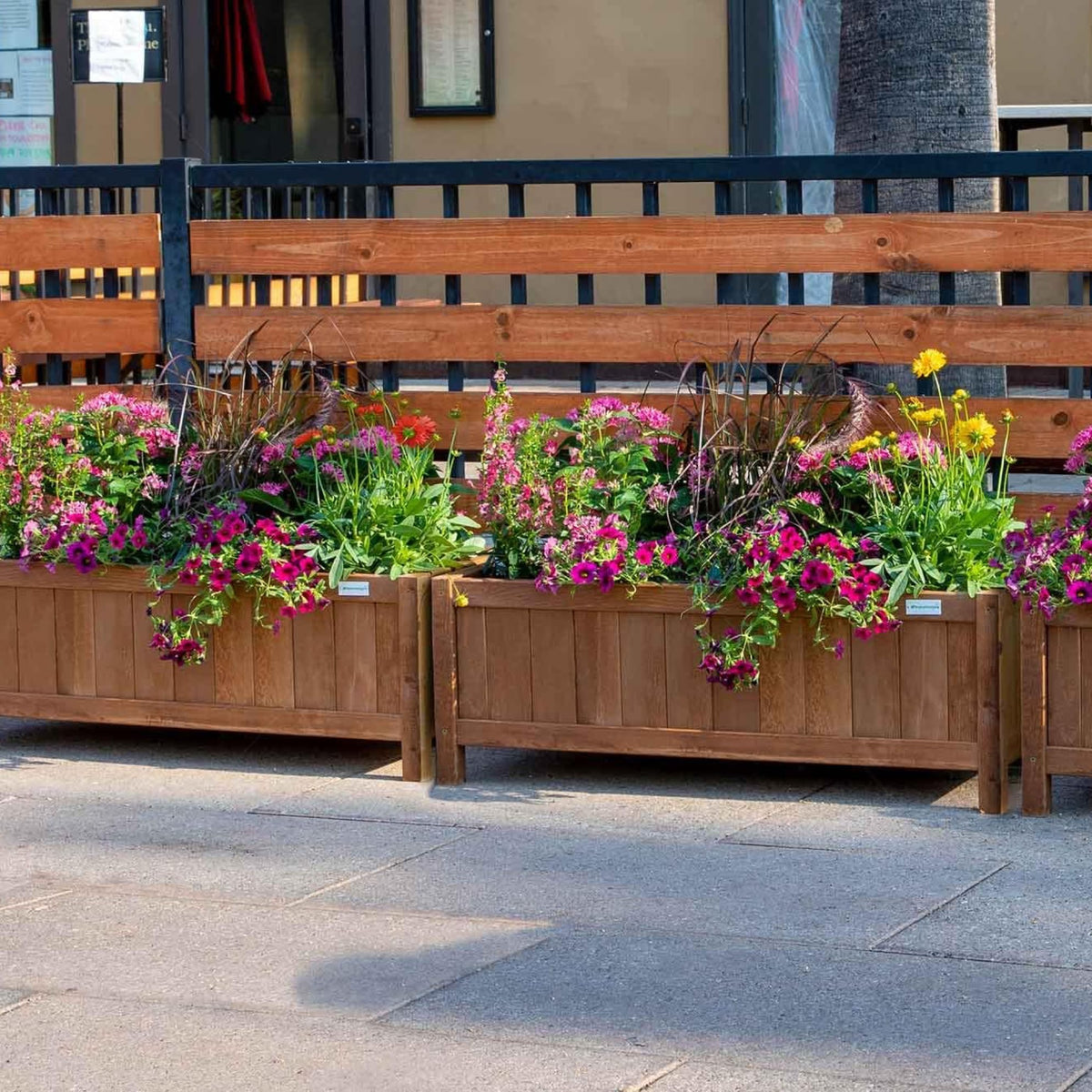 NatraHedge (44" Lx 15" W x 15" H (Brown) Hampton Classic Wooden Planter Box Indoor and Outdoor Rectangular Garden Planter Use for Patio, Yard, Greenhouse, Vegatable, Flowers, and Herb