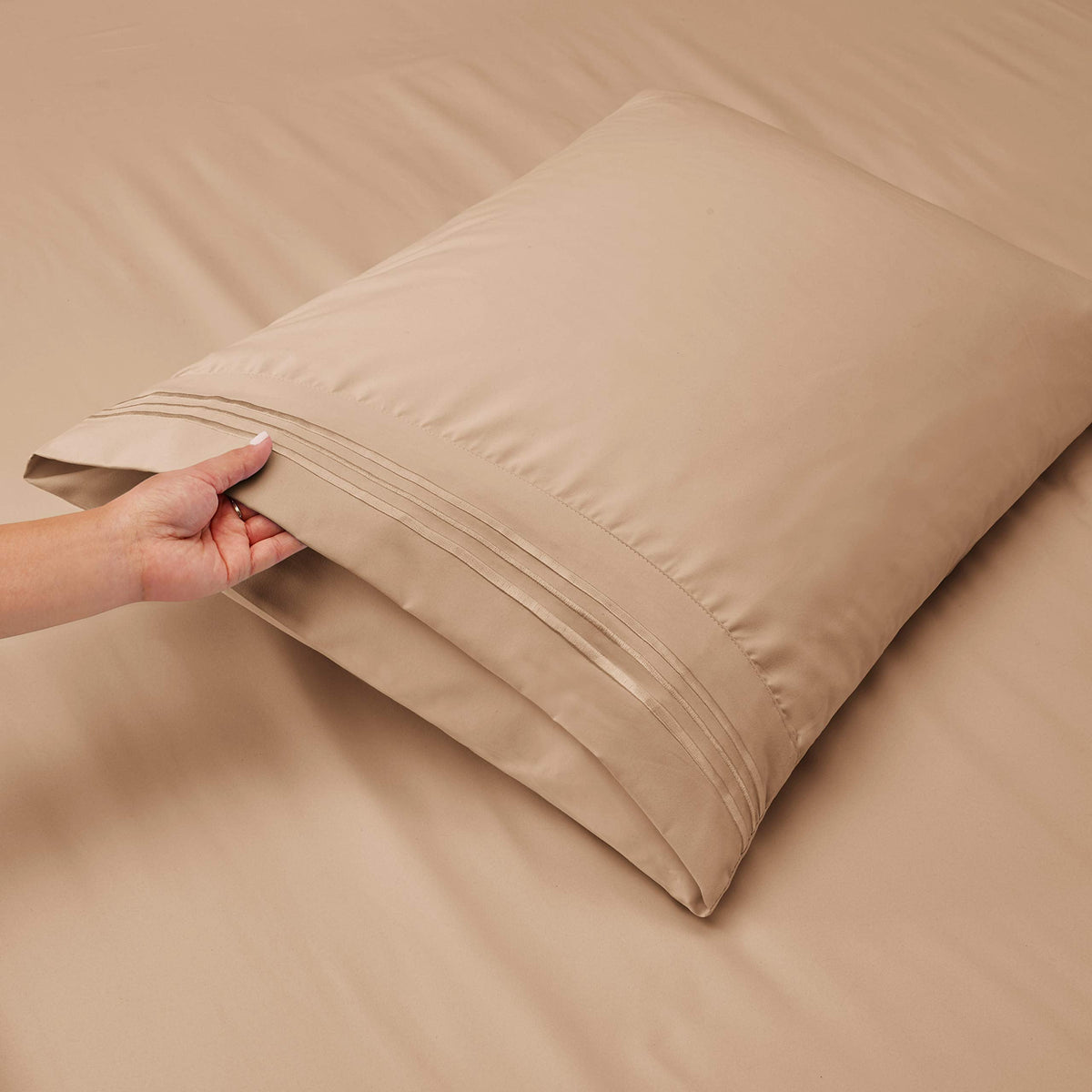 Hearth & Harbor Full Size Sheets - 4 Piece Bed Sheet Set, Hotel Luxury Double Brushed Bed Sheets - Extra Soft Bedding Sheets & Pillowcases, Full, Taupe