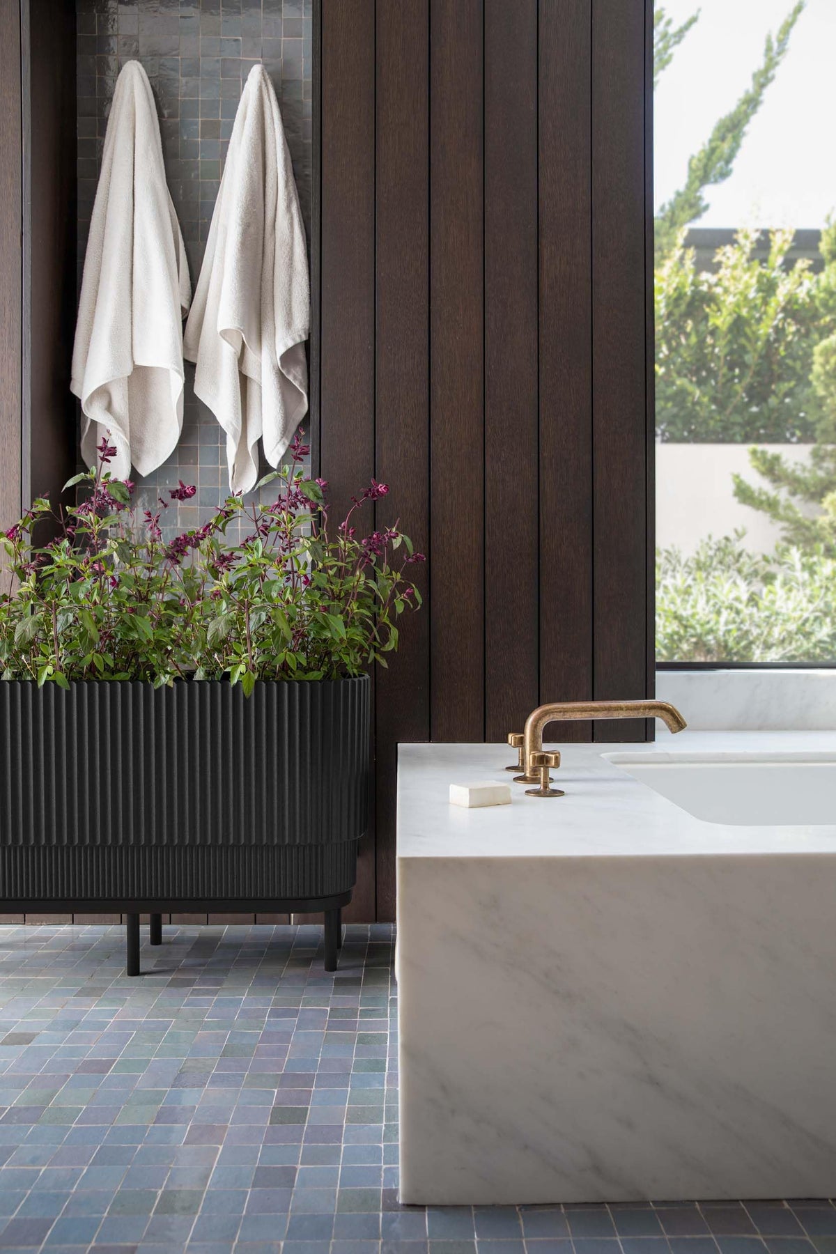 Veradek Demi Series Raised Long Planter for Indoor/Outdoor Use | Made from Plastic & Stone w/Wooden Stand | Modern Patio Décor for Flowers/Shrubs