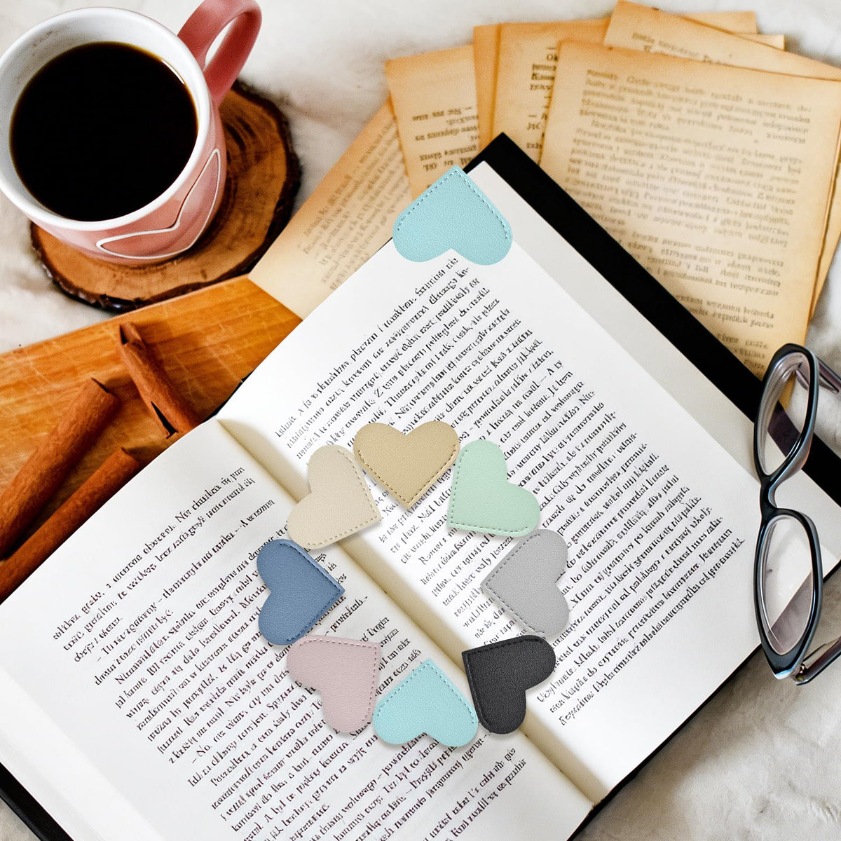 Yuwiiuuo 30 Pcs Leather Heart Bookmarks for Women, Cute Book Marks for Reading, Ideal Gift for Home, Office, School Reading Supplies(15 Colors)