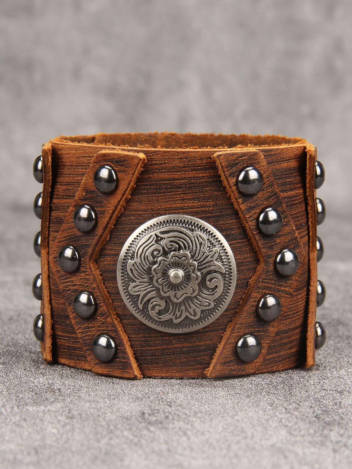 GelConnie Leather Cuff Bracelet Handmade Brown Leather Bracelets Studed Gothic Punk Mens Wrist Bracelet Wide Wristband