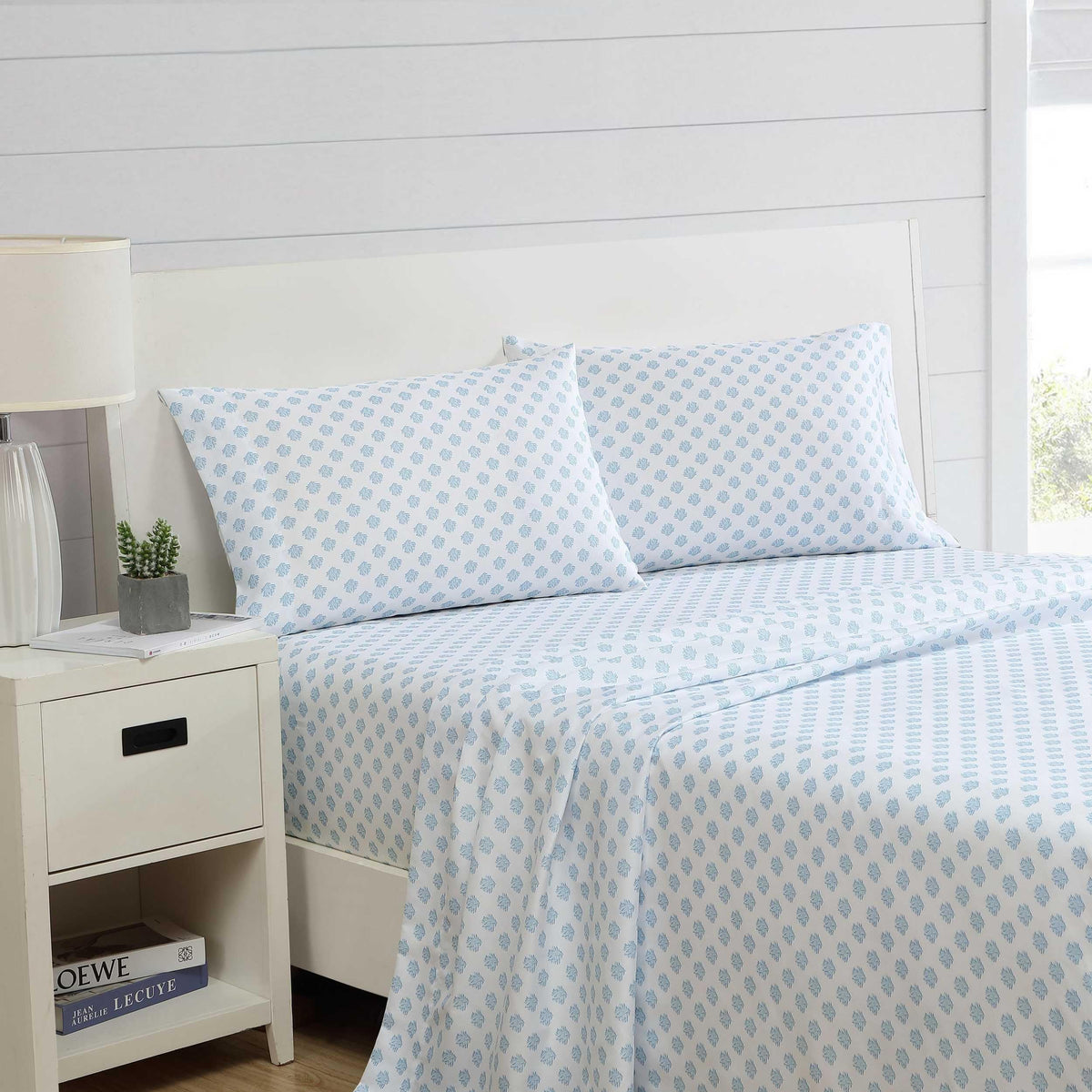 Nautica - Sheet Set, Breathable & Cooling Microfiber Bedding with Matching Pillowcase, Deep Pocket, Fully Elasticized (Coastal Coral Ocean Breeze Blue, Twin)