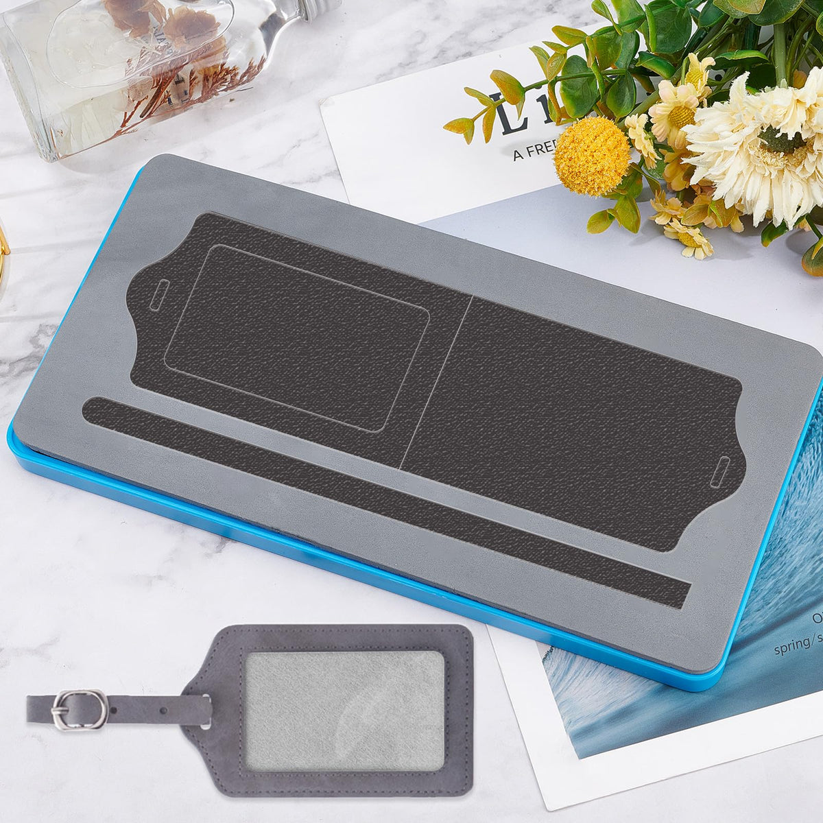 SUPERDANT Name Card Leather Luggage Tag Cutting Die Airplane Suitcase Labels Cut Punch Plane Luggage Tag Cutting Machine Wood Dies for DIY Leather Crafts