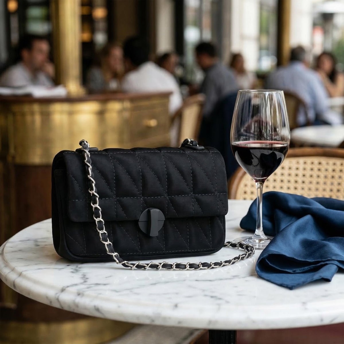 Perphy Quilted Shoulder Bag for Women Medium Flap Crossbody Handbag with Chain Strap 7.5 * 2.8 * 3.9 inches Black