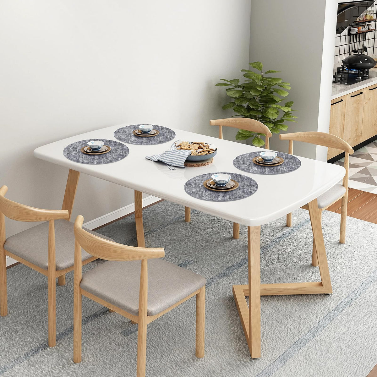 Homaxy Round Faux Leather Placemats and Coasters, Washable Dual-Side Table Mats, Wipeable Heat-Resistant Dining Place Mats for Outdoor and Indoor, Set of 8, Diameter 13 and 3.93 inch, Black