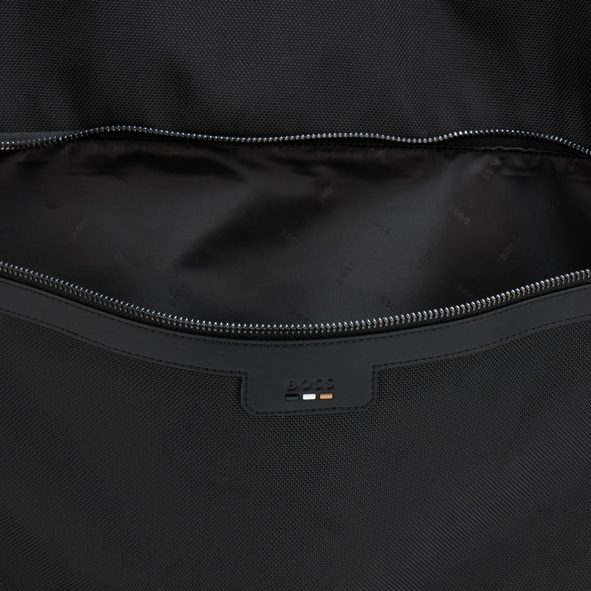 BOSS, Ray Friendly Leather Suit Garment Bag, Catfish Black, One Size