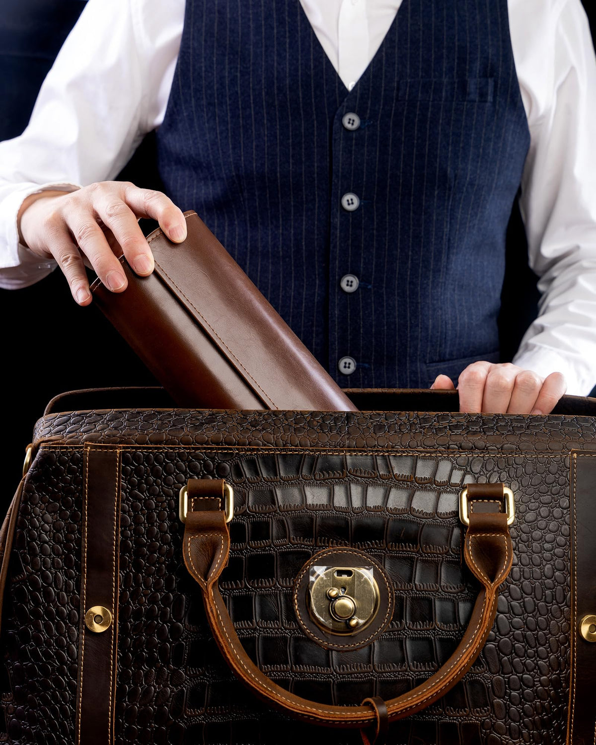 MR.OKAY 2 Watch Travel Case-Classic Leather Watch Case With Superb Texture.Portable Watch Roll Or Organizer For Storage And Display. Best Travel Gift for Men,All Handcrafted By Artisans.